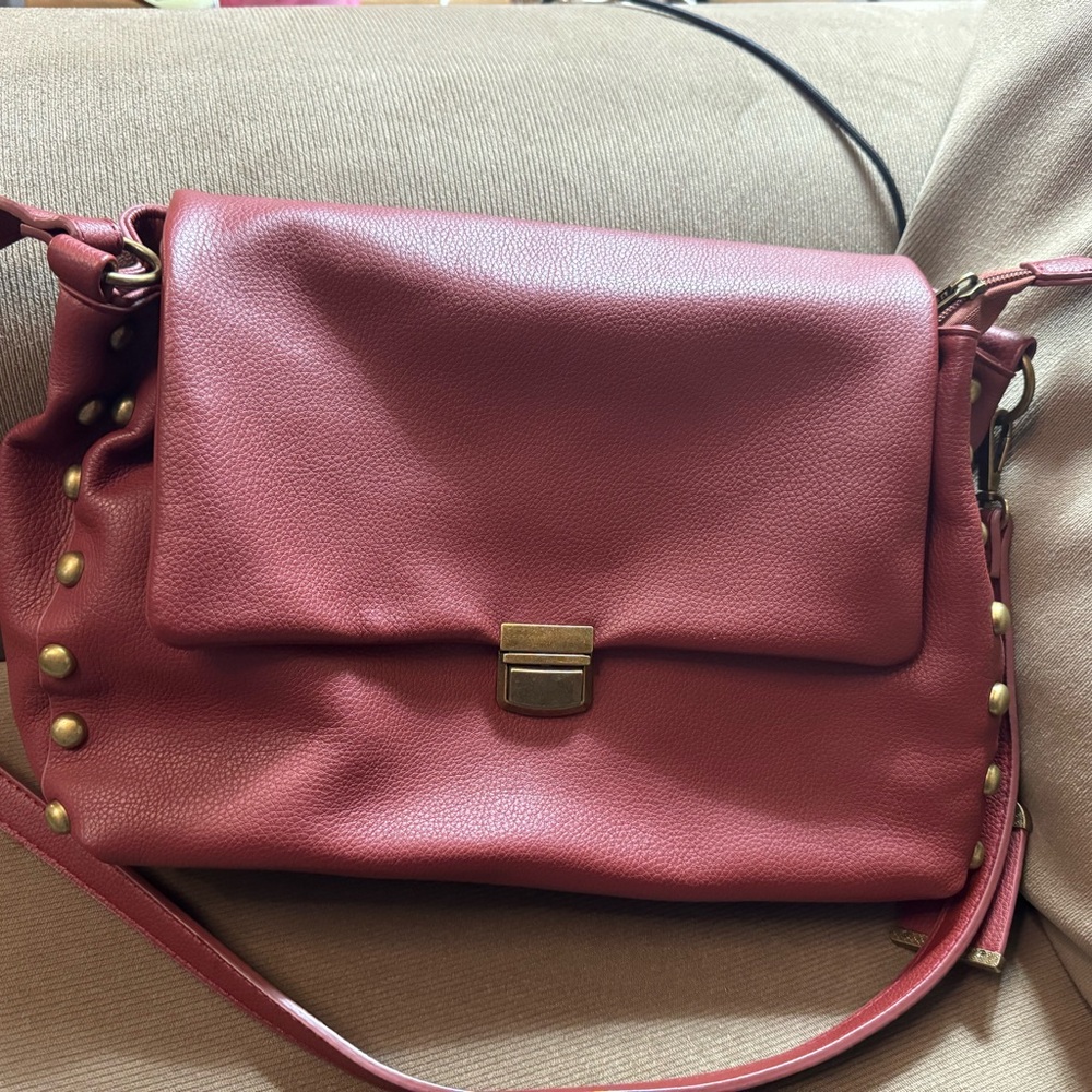 Convertible Hobo/Crossbody Style Rust color concealed carry